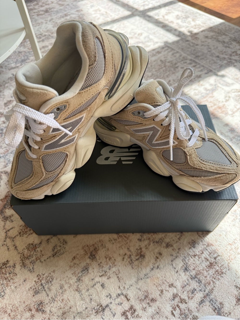 New Balance Women's Beige and Gray Athletic Sneakers - Picture 4 of 8